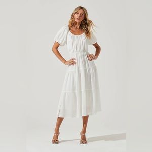 ASTR THE LABEL SMOCKED TIERED MAXI DRESS EUC white